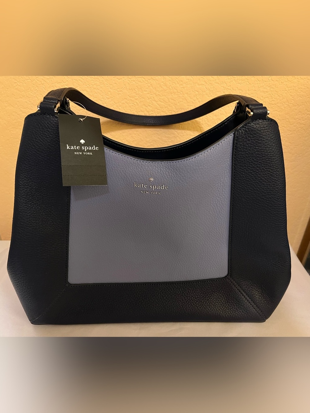 kate spade Leila 3 Compartment Pebbled Leather Shoulder Bag. Colorblock NavyBlue